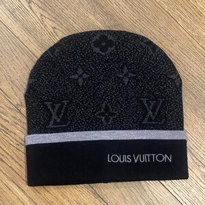 Louis Vuitton Black and Silver Monogram Beanie